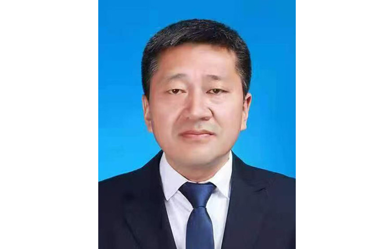 杨文慧书记上网图.jpg